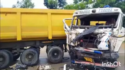 उदयपुर: NH 130 स्थित रामगढ़ ढाबा के पास ट्रेलर और टैंकर में आमने-सामने भिड़ंत, गाय की मौत, चालक घायल, जिला अस्पताल रेफर