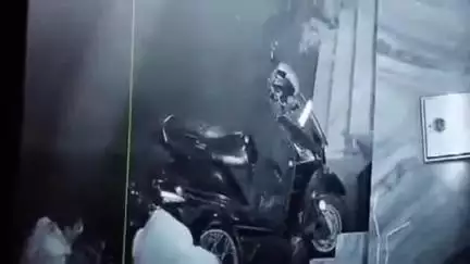 पिंडवाड़ा: शहर के आमली रोड डापावास में घर के बाहर खड़ी बाइक हुई चोरी, वारदात का CCTV फुटेज आया सामने