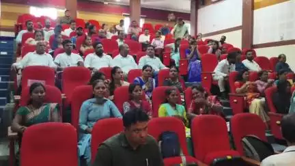 କୋରାପୁଟ ସହର: ମ୍ୟୁନିସିପାଲିଟି ଅଡିଟୋରିୟମରେ ସହରାଞ୍ଚଳରେ ଜନ ପ୍ରତିନିଧିଙ୍କ ଦକ୍ଷତା ବୃଦ୍ଧି ସହ ତାଲିମ ଶିବିର ଅନୁଷ୍ଠିତ