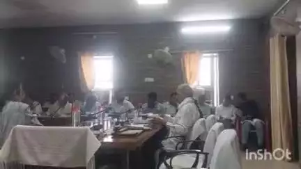 टोंक: कलेक्ट्रेट सभागार में सांसद हरिश्चंद्र मीणा की अध्यक्षता में जिला विकास समन्वय व निगरानी समिति दिशा की हुई बैठक