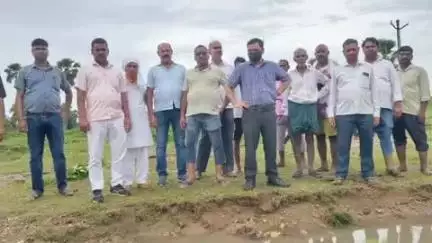 बाराचट्टी: अदलपुर गांव का युवक बाढ़ के पानी में डूबा, खोजबीन जारी