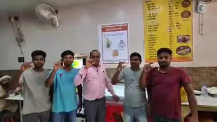 गुमला: स्वास्थ्य जागरूकता के साथ खाद्य सुरक्षा विभाग का विशेष निरीक्षण अभियान