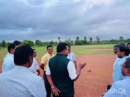 ರಾಣೇಬೆನ್ನೂರು: ನಗರದಲ್ಲಿ ಹಾವೇರಿ ಉತ್ಸವ ನಡೆಯುವ ಸ್ಥಳ ಪರಿಶೀಲಿಸಿದ ಶಾಸಕ ಕೋಳಿವಾಡ್