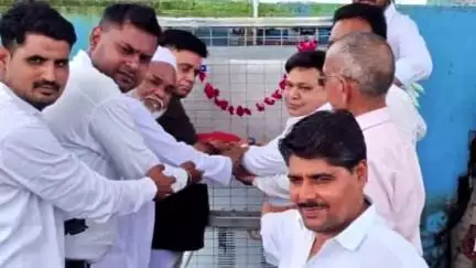 जसवंतनगर: सिसहाट वार्ड एक के अम्बेडकर पार्क में जनहित की पहल, आमजन के लिए शीतल पेयजल के लिए सोलर वाटर फ्रीजर की सुविधा शुरू