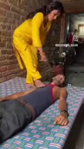 बदायूं: धौरेरा गांव के यूटूबर पति-पत्नी ने गाली देकर वीडियो बनाने वाले यूटूबर के खिलाफ पशु प्रेमी ने पुलिस से की शिकायत
