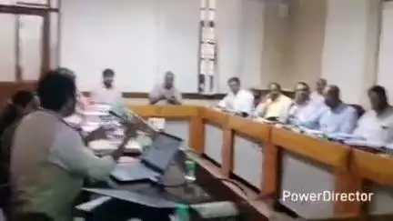 ಹನೂರು: "ಮಲೆ ಮಹದೇಶ್ವರ ಬೆಟ್ಟದಲ್ಲಿ
90 ಕೋಟಿ ರೂ. ವೆಚ್ಚದ ಅತ್ಯಾಧುನಿಕ ದಾಸೋಹ ಭವನ ನಿರ್ಮಾಣಕ್ಕೆ ಶೀಘ್ರ ಟೆಂಡರ್"