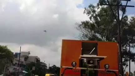 मुरादाबाद: नगर निगम की टीम ने कावड़ पत्र पर ऑपरेशन जटआयु के तहत ड्रोन कैमरे से की निगरानी
