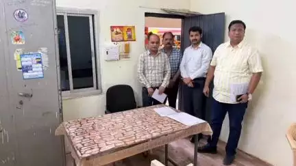 सीतामऊ: मंदसौर जिला पंचायत सीईओ ने जनपद पंचायत सीतामऊ का औचक निरीक्षण किया, 11 कर्मचारी नहीं मिले, वेतन काटा