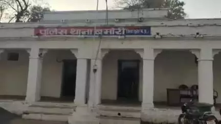 बमोरी: मुहाल कॉलोनी गांव से पुलिस ने हाथ भट्टी से बनी 60 लीटर अवैध कच्ची शराब पकड़ी