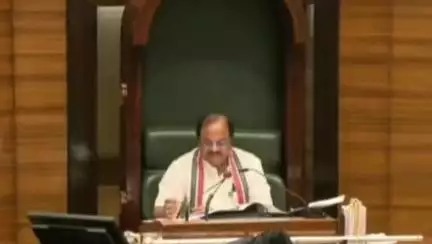 परभणी: कुठलाही आर्थिक लाभ नसणाऱ्या निराधार ज्येष्ठ नागरिकांना ७ हजार ₹ व ५ लाख ₹ पर्यंतचे आरोग्य विमा द्या : आ.राहुल पाटील
