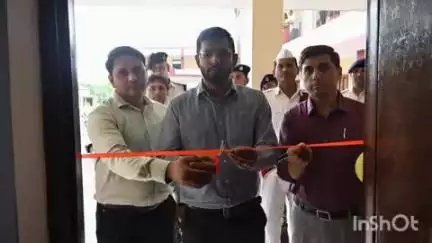 अरवल: अरवल में ज़िला पदाधिकारी द्वारा ईवीएम डेमोंस्ट्रेशन सेंटर का उद्घाटन, मतदाता जागरूकता अभियान शुरू
