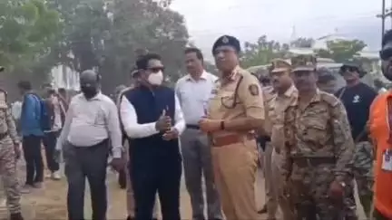 महानगरपालिका आयुक्तांचा अतिक्रमण काढताना मनमानी कारभार; माजी खासदार जलील यांची हिमायत बाग येथे आरोप