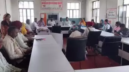 सावर: ग्राम पंचायत कार्यालय सोबड़ी में ग्राम सभा का आयोजन, योजनाओं के अंतर्गत कार्यों का किया गया सामाजिक अंकेक्षण