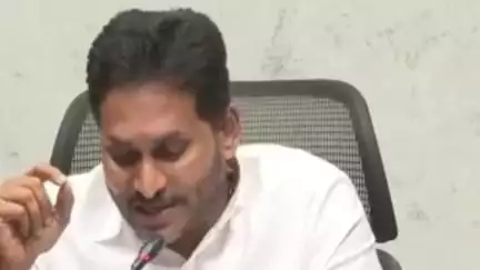 కొవ్వూరు: కోవూరు మాజీ ఎమ్మెల్యే ప్రసన్న ఇంట్లో ఉంటే చంపేసేవారు: మాజీ ముఖ్యమంత్రి జగన్ మోహన్ రెడ్డి