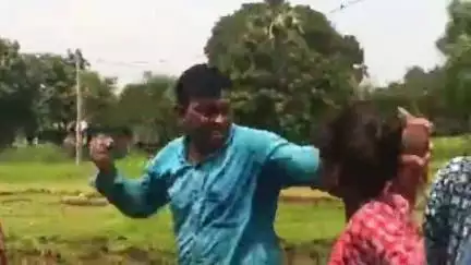 ગોધરા: ગોવિંદી ગામે ખેતર ખેડવાની બાબત છૂટ્ટા હાથની મારામારી, સમગ્ર ઘટનાનો વિડિયો સોશ્યલ મીડિયામાં વાયરલ