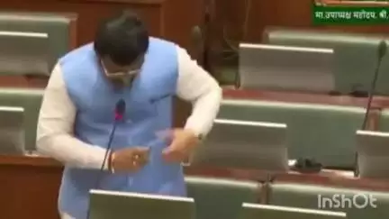 वाशिम: शहरामध्ये  वाहन जळीत प्रकरण घडत आहेत त्याबद्दल आमदार राजेश क्षीरसागर यांनी विधान मंडळात औचित्याचा मुद्दा उपस्थित केला