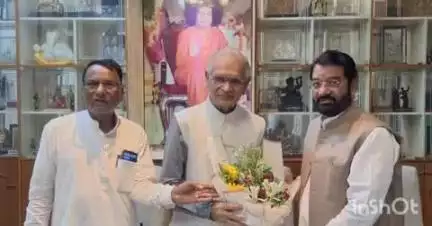 लातूर: माजी केंद्रीय गृहमंत्री शिवराज पाटील चाकूरकर यांचे देवघर येथे माजी आ. शिवाजीराव पाटील कव्हेकरांकडून स्वागत