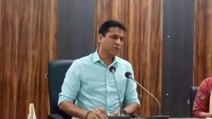 दतिया नगर: ग्वालियर पुलिस अधीक्षक की रिपोर्ट पर दतिया कलेक्टर ने शस्त्र लाइसेंस निलंबित किया