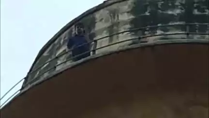सिकराय: सिकराय में पारिवारिक विवाद के चलते पानी की टंकी पर चढ़ा युवक, पुलिस ने समझाइश कर एक घंटे बाद नीचे उतारा