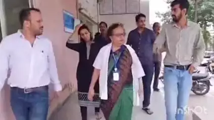 उज्जैन शहर: जिला अस्पताल में किचन व्यवस्था का सिविल सर्जन ने किया निरिक्षण भोजन की जानी गुणवत्ता