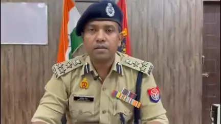 शामली: डीआईजी ने शामली जिले के डाक कांवड़ संघों के लिए सुरक्षा संबंधित गाइडलाइन जारी की, थानों के माध्यम से हुई वीसी