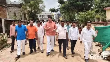 गोंदिया: कारंजा येथे 57 लाख रुपयांच्या विविध विकासकामांचे आमदार विनोद अग्रवाल यांच्या हस्ते भूमिपूजन