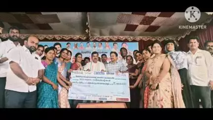 దేవరకొండ: మహిళలు ఆర్థికంగా ఎదిగి ఆత్మ గౌరవంతో జీవించాలి: దేవరకొండ ఎమ్మెల్యే బాలు నాయక్
