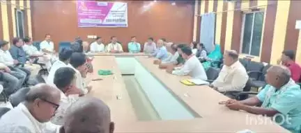 मोहिउद्दीननगर: मोहिउद्दीननगर प्रखंड मुख्यालय में बाढ़ पूर्व तैयारियों को लेकर आपदा प्रबंधन कमेटी की बैठक आयोजित