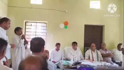 पटेढ़ी बेलसर: पटेढी बेलसर में जदयू द्वारा 'बूथ जीतो, चुनाव जीतो' कार्यक्रम के तहत समीक्षा बैठक आयोजित