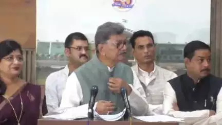 रायपुर: छत्तीसगढ़ के इतिहास में पहली बार, स्थगन प्रस्ताव पर चर्चा नहीं कराने के बावजूद विपक्ष ने मुख्यमंत्री को धन्यवाद दिया
