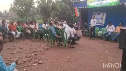 পান্ডুয়া: মমতা বন্দ্যোপাধ্যায়ের উন্নয়নে যারা সামিল হতে চান তারাসবাই একুশে জুলাই সভা মঞ্চে যাবেন, পান্ডুয়ায় বলল জেলাTMCসম্পাদক