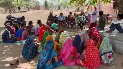 पाली: पाली की 13 ग्राम पंचायतों ने फलिया टोला में नई ग्राम सभा के गठन का प्रस्ताव पारित किया