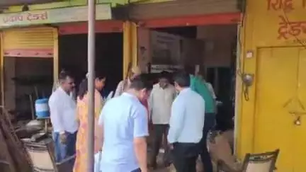 पाली: एसडीएम पाली ने क्षेत्र में खाद की कालाबाजारी पर प्रतिबंध के मद्देनजर खाद बीज की दुकानों पर की छापेमारी