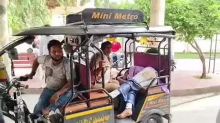 रूड़की: मेहवड़ गांव के पास सड़क किनारे बेहोशी की हालत में मिली एक महिला, पुलिस ने सिविल अस्पताल में कराया भर्ती