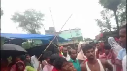 बिदुपुर: चकसिकन्दर रेलवे गुमटी के पास ठनका गिरने से 17 वर्षीय युवक की मौत, एक अन्य युवक घायल