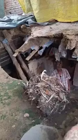 सरधना: इस्लामाबाद मोहल्ले में बारिश के कारण कच्ची छत भरभराकर गिरी, मिट्टी में दबने से पति-पत्नी हुए मामूली घायल