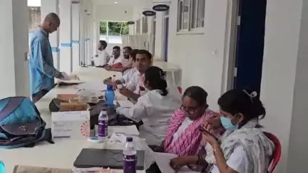 बडोनी: बसई के संदीपनी विद्यालय में जन समस्या निवारण शिविर, कलेक्टर-एसपी समेत पहुंचा प्रशासनिक अमला, सुनीं समस्याएं