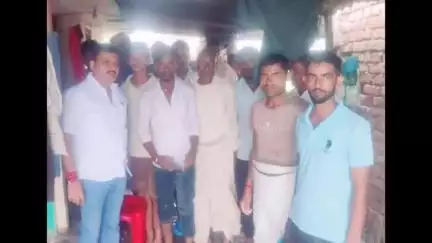 नबीनगर: जोगाबांध एवं गमहरिया में विधायक ने मृतक एवं घायल के परिवारों से की मुलाकात, दी सांत्वना