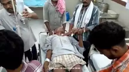 इंदरगढ़: ग्राम ररूआजीवन में खेत की रखवाली कर रहे बुजुर्ग किसान को 11 केवी लाइन के तार से करंट लगा, हालत गंभीर होने पर दतिया रेफर