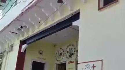 हिण्डौन: बरपाडा़ स्थित जनता क्लीनिक विभागीय उपेक्षा से देख-रेख के अभाव में हो रहा खस्ताहाल, लोगों ने जताया रोष#jansmashya