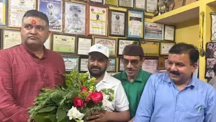 जोशियाड़ा: विधायक गंगोत्री ने श्याम स्मृति वन में हरेला पर्व पर वृक्षारोपण किया