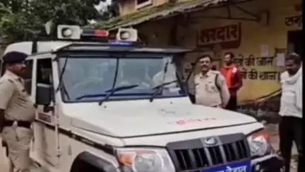 छिंदवाड़ा नगर: छिंदवाड़ा में खाद के लिए किसानों की लंबी कतार, प्रशासन ने दिलाया सभी को खाद मिलने का भरोसा