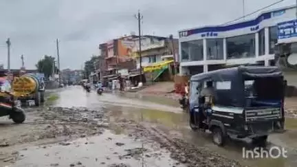 मधेपुर: मधेपुर में बारिश से मौसम हुआ सुहावना, धान की रोपाई में तेज़ी, न्यू बस स्टैंड पर जलजमाव