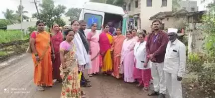 आज दिनांक 16.7.2025 रोजी TB मुक्त भारत अभियान कार्यक्रम अंतर्गत आयुष्यमान आरोग्य मंदिर आमनापूर तालुका पलूस येथील 24 संशयित टीबी पेशंट X-Ray साठी RH पलूस येथे पाठवले यावेळी समुदाय आरोग्य अधिकारी आरोग्य सेवक आरोग्य सेविका आशा