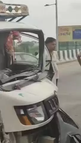 कोटपूतली के दहमी फ्लाईओवर पर तेज रफ्तार ट्रेलर ने दो वाहनों को मारी टक्कर