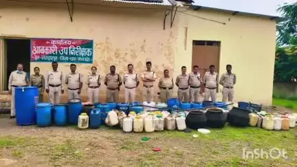 सरदारपुर: अमझेरा, गोलपुरा व फुलगावडी में आबकारी विभाग ने 2650 किलो महुआ लहान और 45 लीटर हाथ भट्टी मदिरा जब्त की, 4 मामले दर्ज