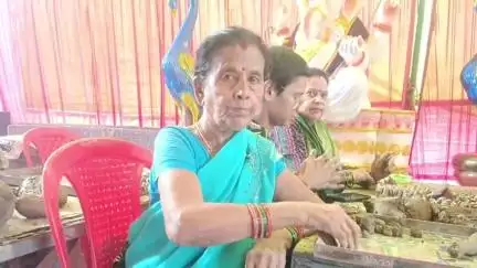 दारागंज क्षेत्र में नैतिक विकास शोध संस्थान सेवा ट्रस्ट द्वारा अनंत पार्थिव शिवलिंग का निर्माण कराया जा रहा है