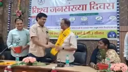 सीकर: जिला परिषद सभागार में सम्मान समारोह का आयोजन, उत्कृष्ट कार्य करने वालों का हुआ सम्मान
