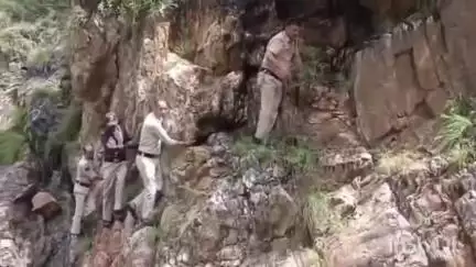 नेरवा: नेरवा के बथाल में हादसे में युवक का शव 5 दिनों के बाद भी नहीं मिला