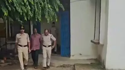 सिरमौर: सिरमौर थाना पुलिस ने प्रतिबंधित नशीली कफ सीरप के साथ एक आरोपी को किया गिरफ्तार, ₹10 हजार की सीरप ज़ब्त